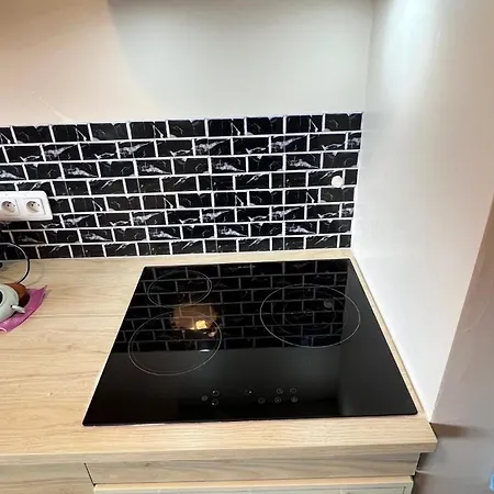 A Warm Breathing Cozy París