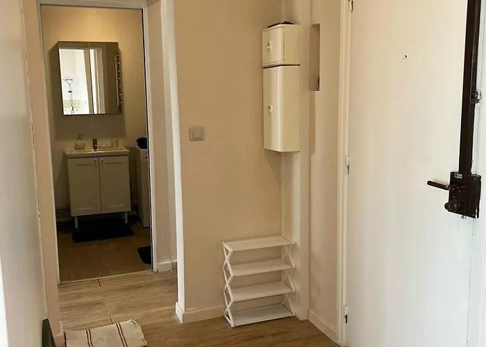 A Warm Breathing Cozy *